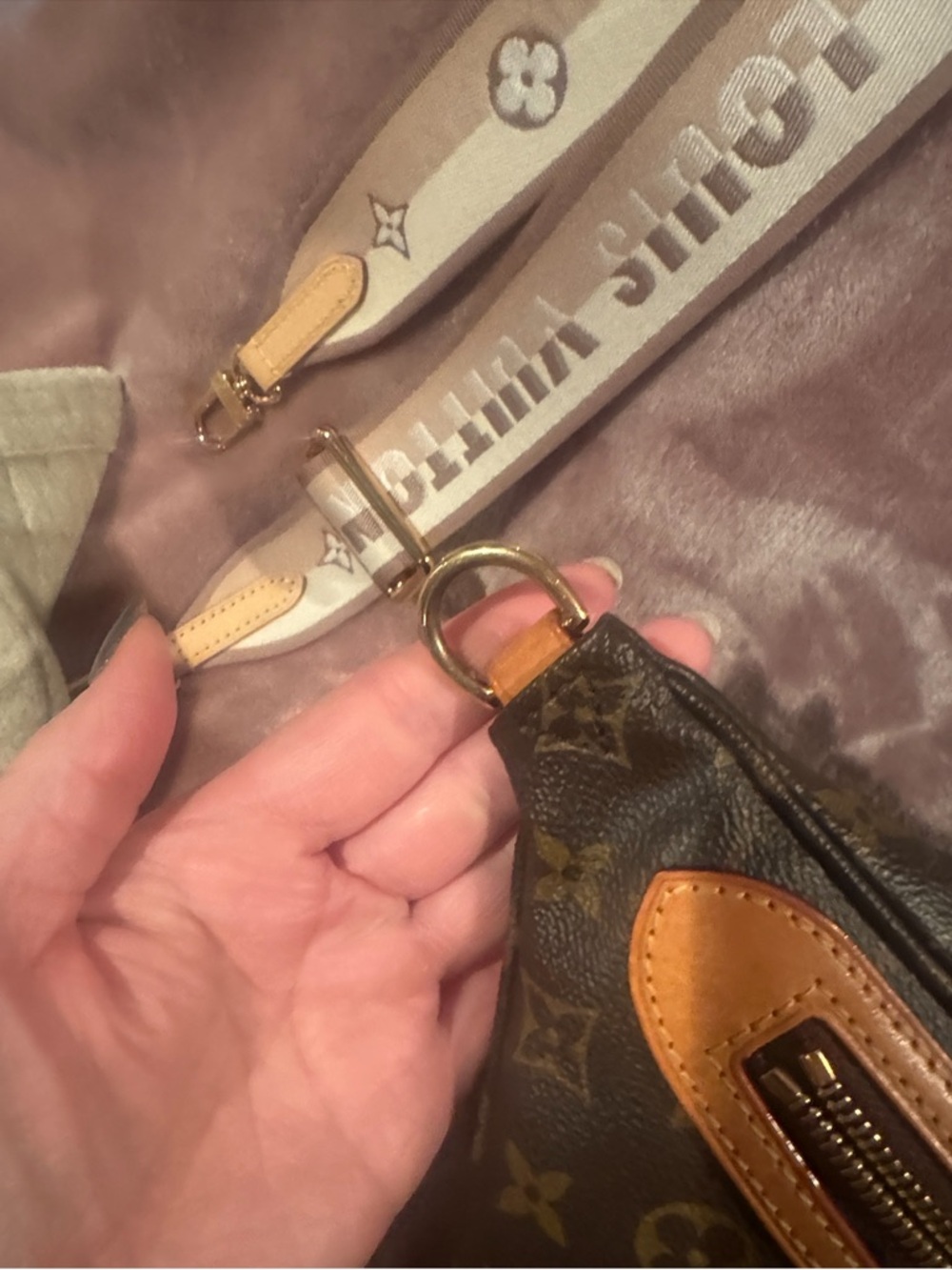 Louis Vuitton Monogram Crossbody in Brown with Tan and Gold Accents. Strap added - Picture 3 of 14